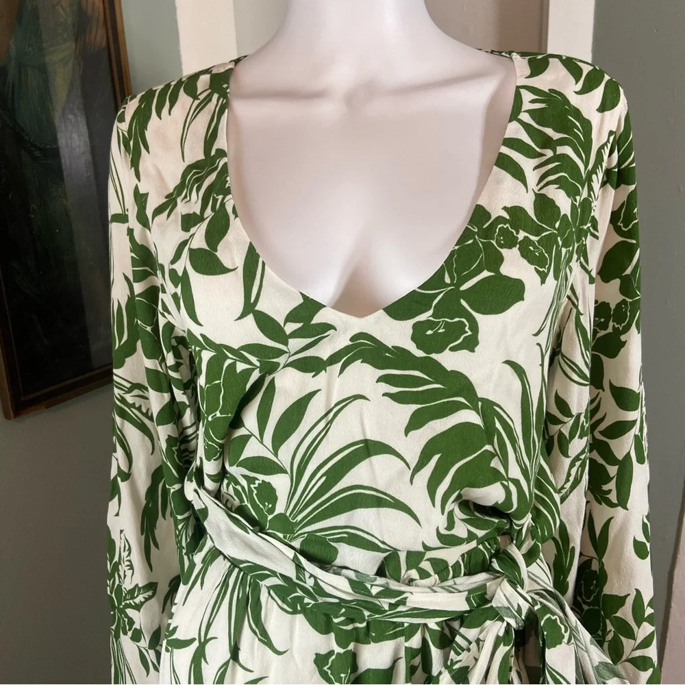 L*Space Geneva Bell Sleeve Tropical Green Leaf Print Mini Dress Hawaiian Small S - Picture 3 of 15
